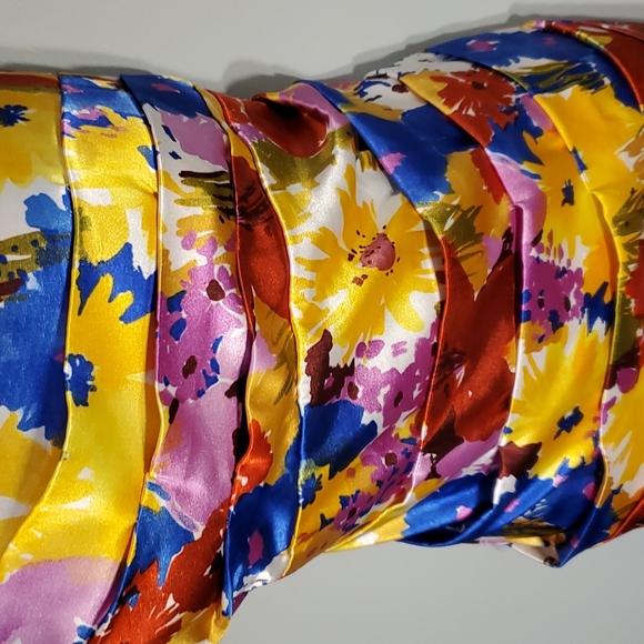 BISOU BISOU MICHELE BOHBOT RUCHED  tiered MULTICOLOR PRINT SLEEVELESS - Picture 2 of 4